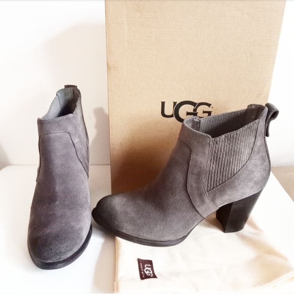 UGG Shoes - • Ugg W Colbie II Booties •